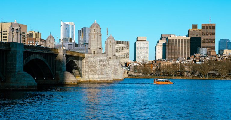 Discover the 10 Best Hikes in Massachusetts: Scenic Trails and Stunning Views