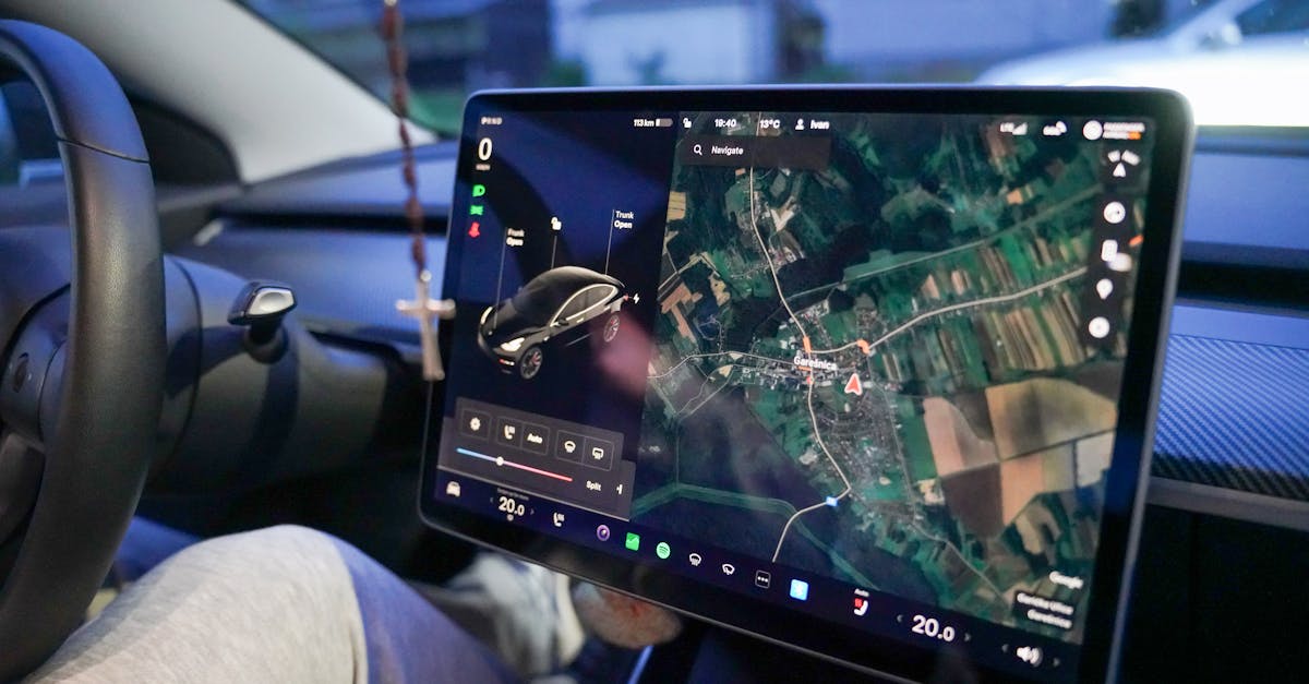 10 Best Trucker GPS Devices for Reliable and Efficient Deliveries in 2024