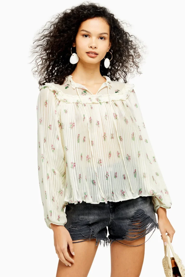10 Best Blouses for Women: Top Picks for 2024 Fashion Trends 10 Best Blouses for Women: Top Picks for 2024 Fashion Trends