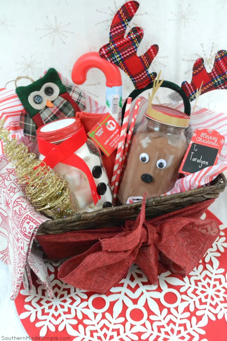 10 Best Christmas Gift Baskets for 2024: Perfect Presents to Delight!