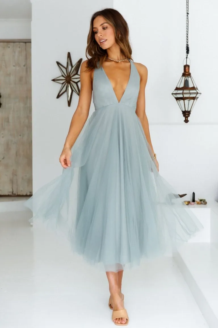 10 Best Formal Wedding Guest Dresses for 2024: Stylish Choices