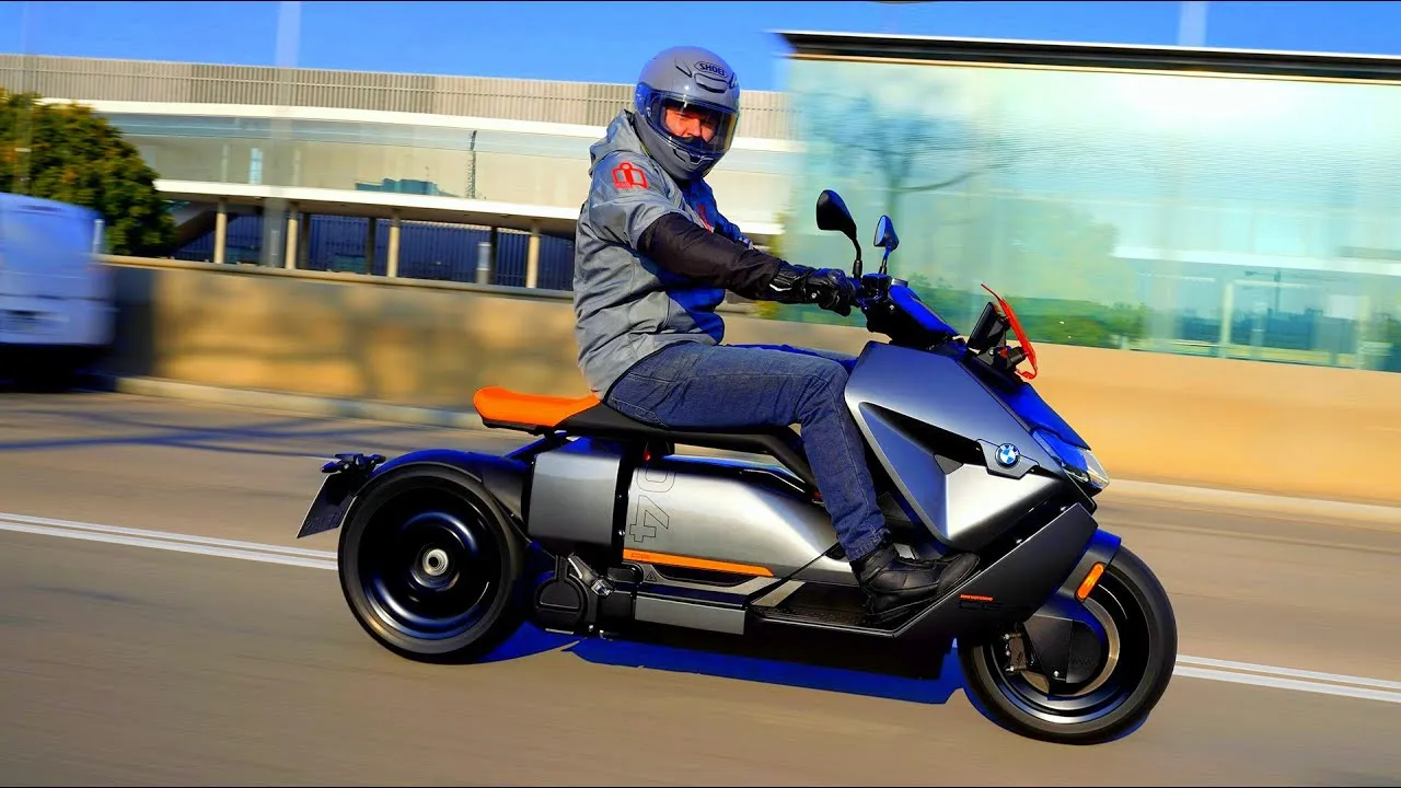 10 Best Moped Scooters to Ride in 2024: Top Picks for Every Budget