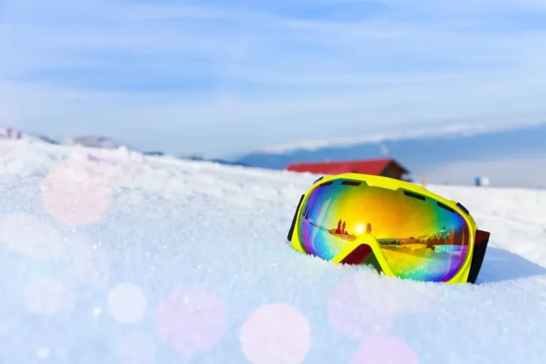 10 Best Ski Goggles to Elevate Your Experience in 2024