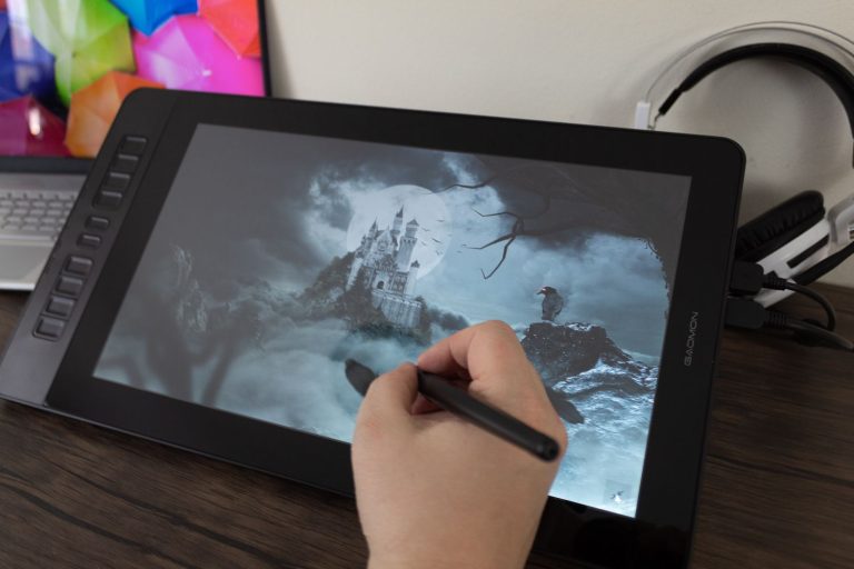 10 Best Cheap Drawing Tablets of 2024 for Budding Artists and Professionals
