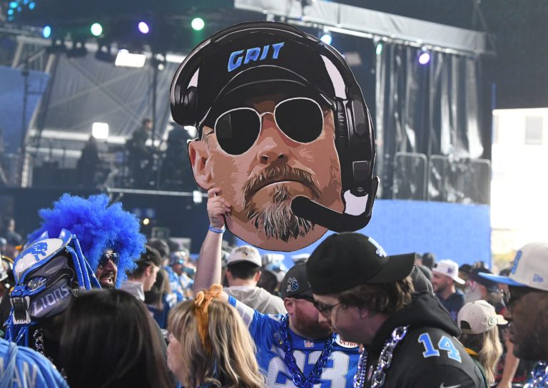 10 Best Detroit Lions Jerseys for 2024: Top Picks for Fans