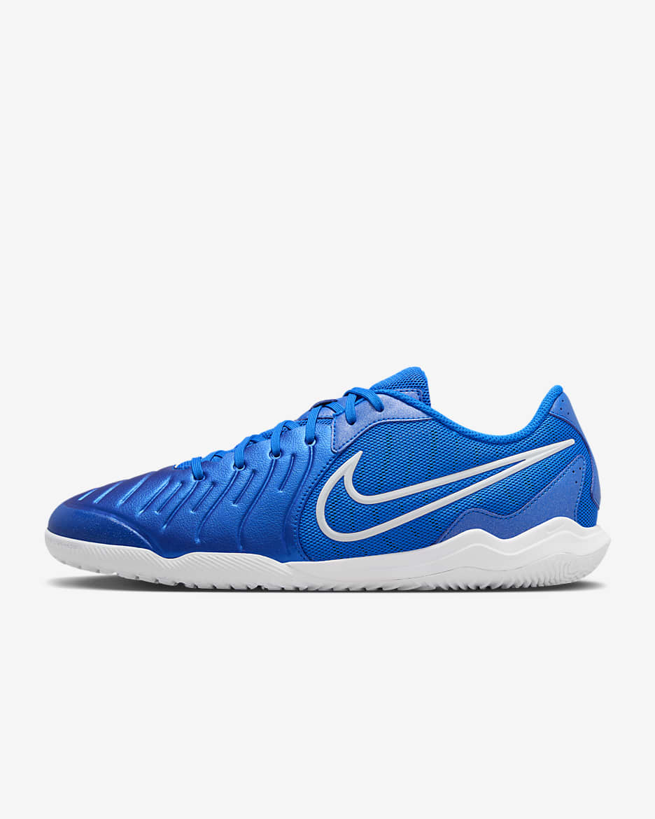 10 Best Indoor Soccer Cleats for 2024: Top Picks for Optimal Performance 10 Best Indoor Soccer Cleats for 2024: Top Picks for Optimal Performance