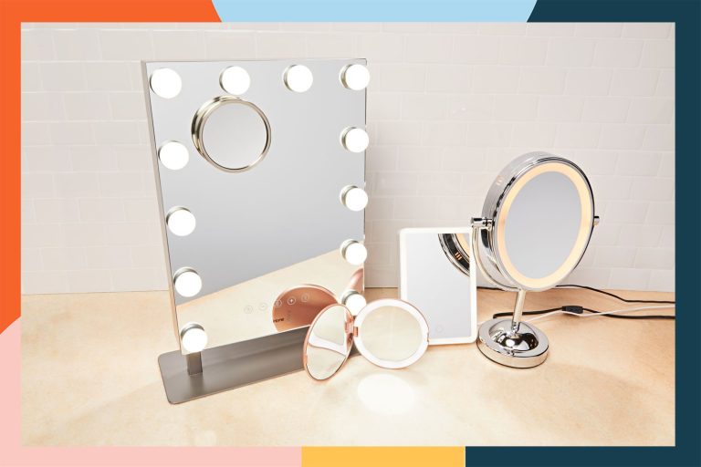 10 Best Lighted Makeup Mirrors for Flawless Beauty in 2024