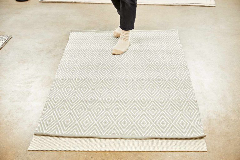 10 Best Rug Pads for Hardwood Floors: Top Picks for 2024