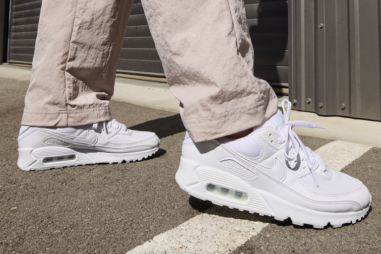 Best Airmax 90: The Ultimate Sneaker Choice for 2024 Best Airmax 90: The Ultimate Sneaker Choice for 2024