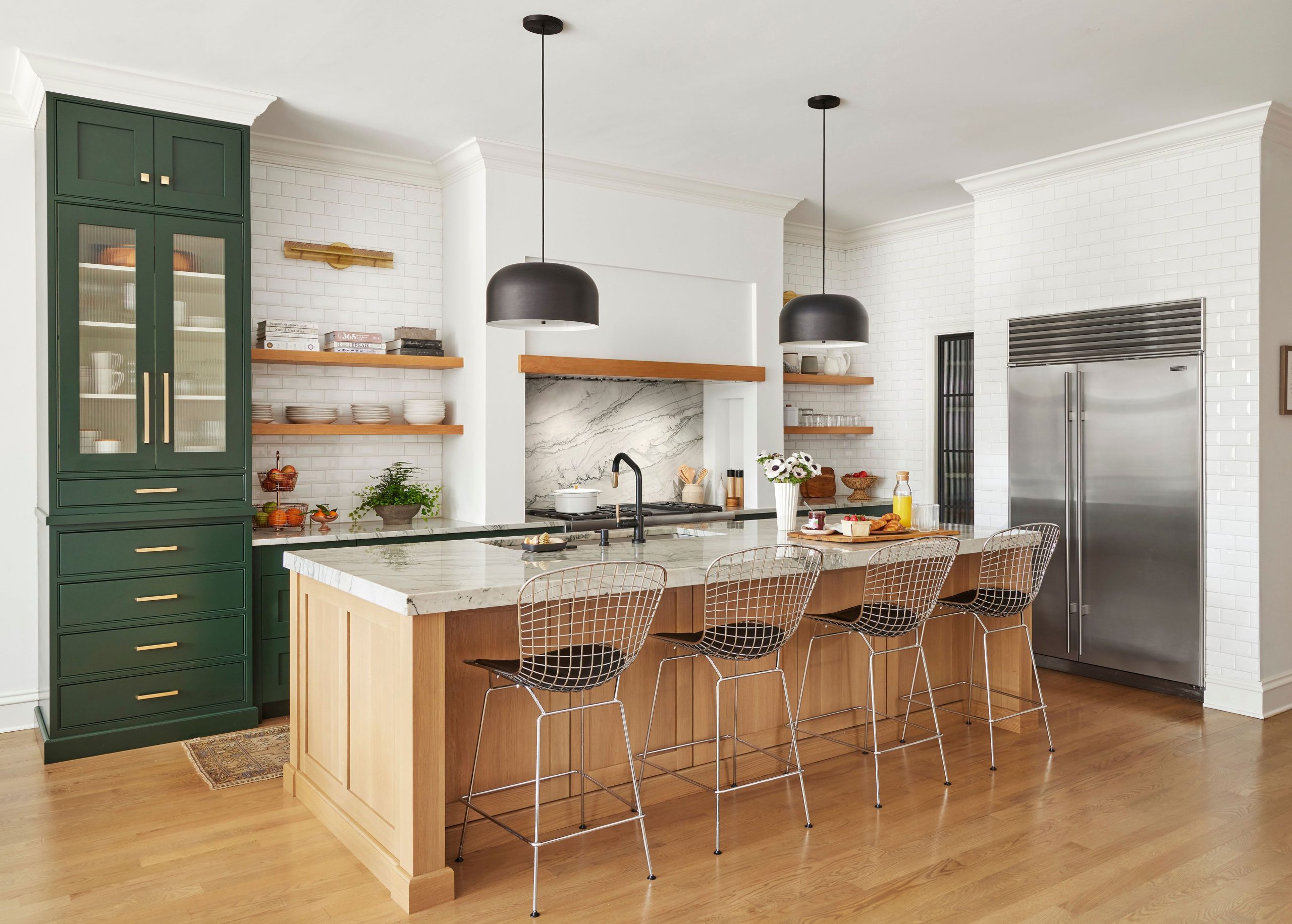 Best Small Kitchen Island: Top Choices for Your 2024 Home Upgrade