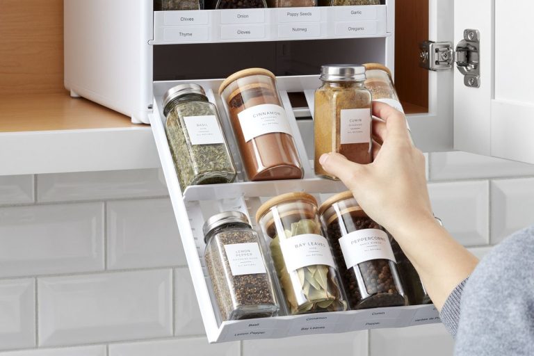Best Spice Rack: The Ultimate 2024 Guide to Organizing Your Spices
