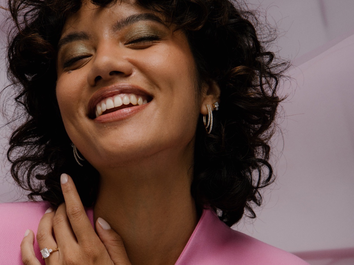 10 Best Emerald Earrings to Elevate Your Style in 2024