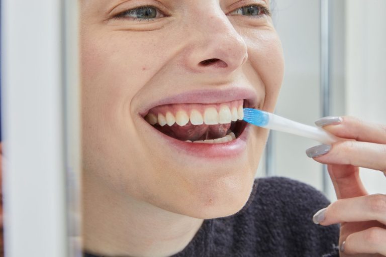 10 Best White Strips for Teeth: Top Picks for 2024