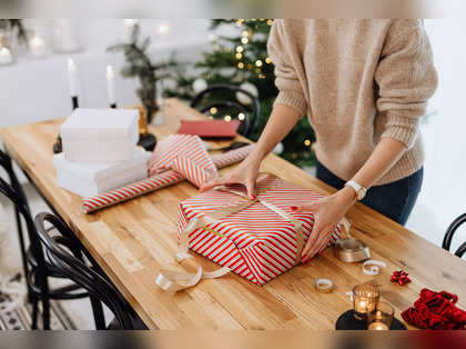 10 Best Presents for New Moms: Top Gift Ideas for 2024