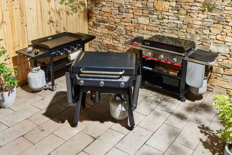 Best Smash Burgers: Top Picks for 2024’s Best Recipes and Techniques