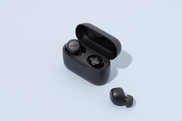 10 Best Wireless Earbuds Under 0 for 2024: Affordable Audio Excellence